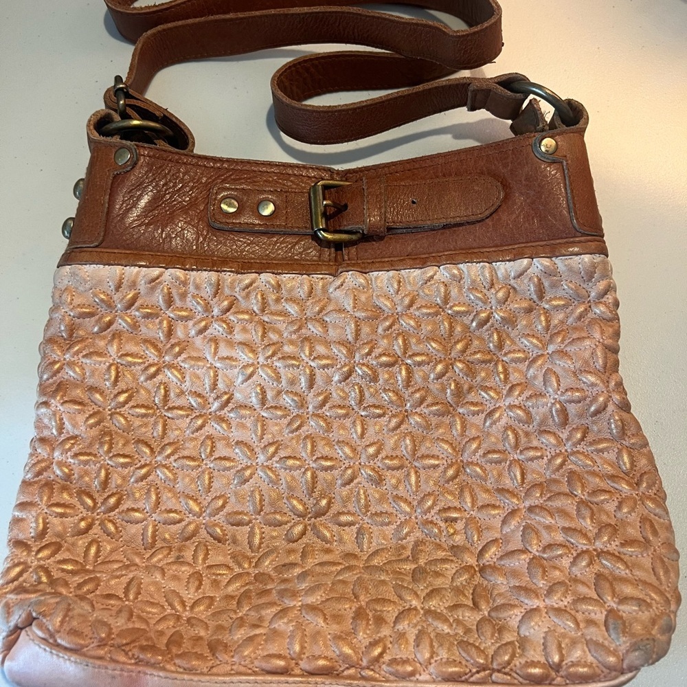 Anabaglish Joan Crossbody Quilted Sundance Bag with Brown Leather Trim